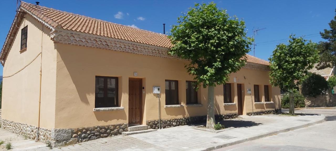 Casitas Pinilla Del Valle المظهر الخارجي الصورة