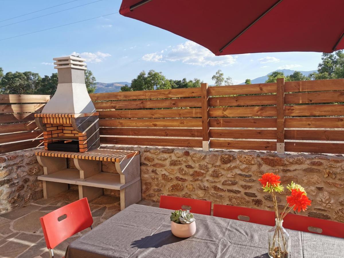 Casitas Pinilla Del Valle المظهر الخارجي الصورة